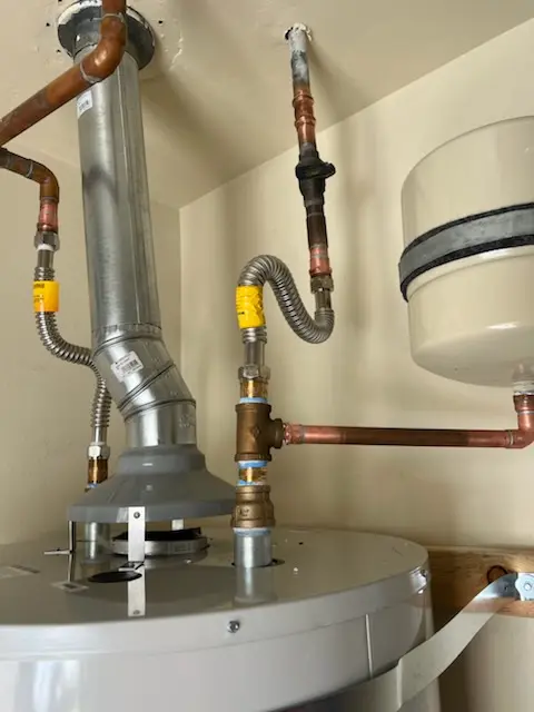 Water heater installation and plumbing repair in Lake Sherwood Corporation